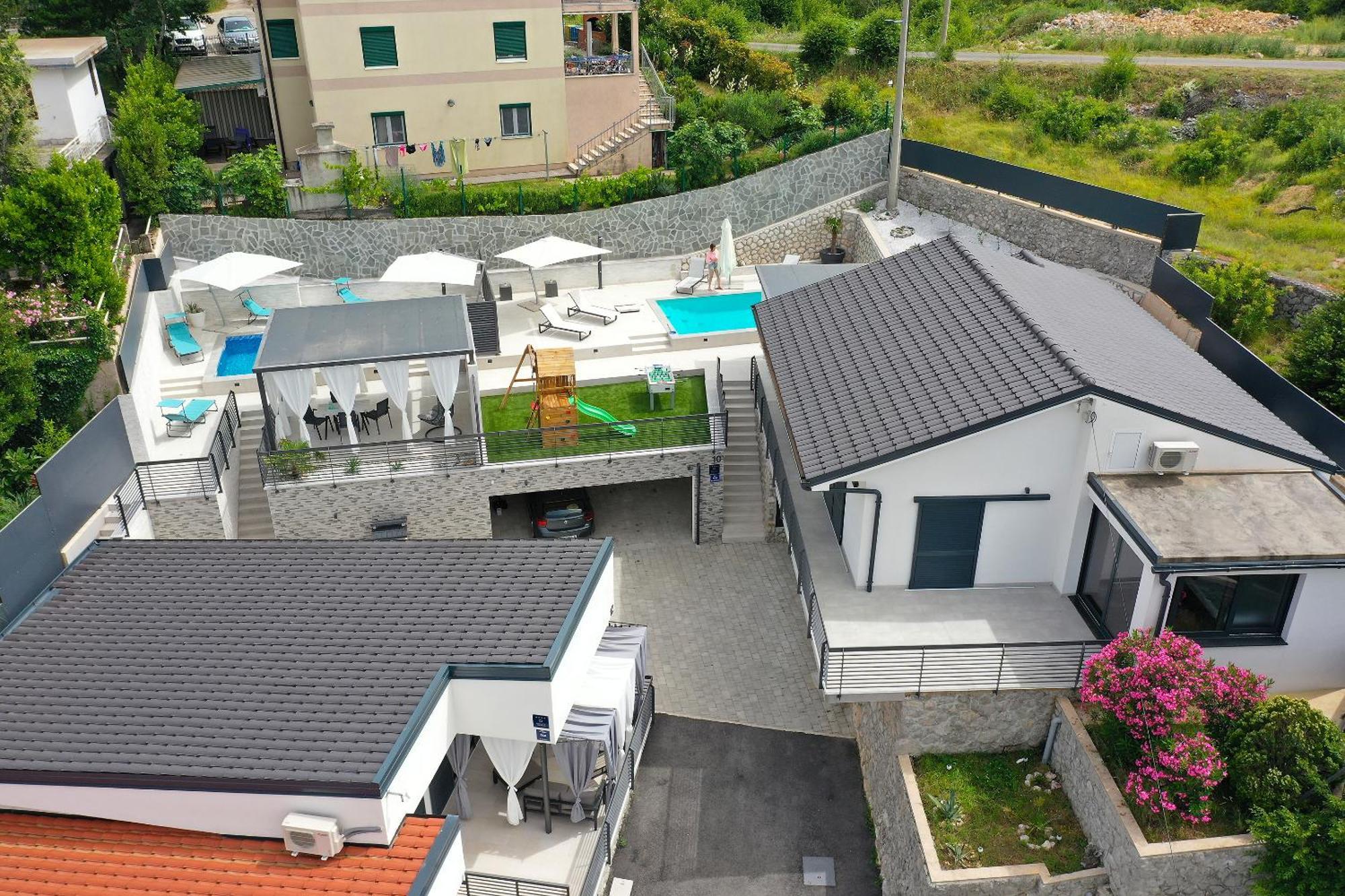 Villa Kuca Za Odmor Ela Jadranovo Exterior foto